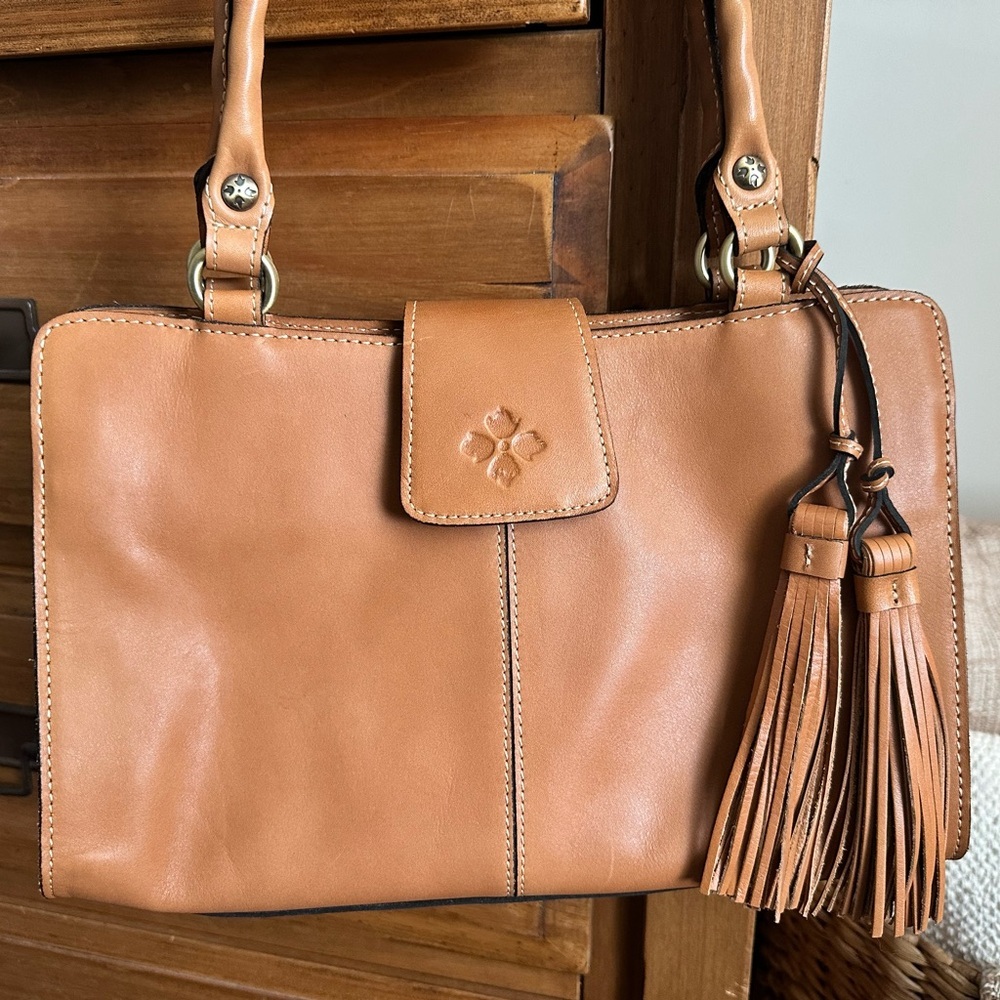 Patricia Nash Classic Tan Leather Tote Bag with Tassel Accent - Picture 2 of 10